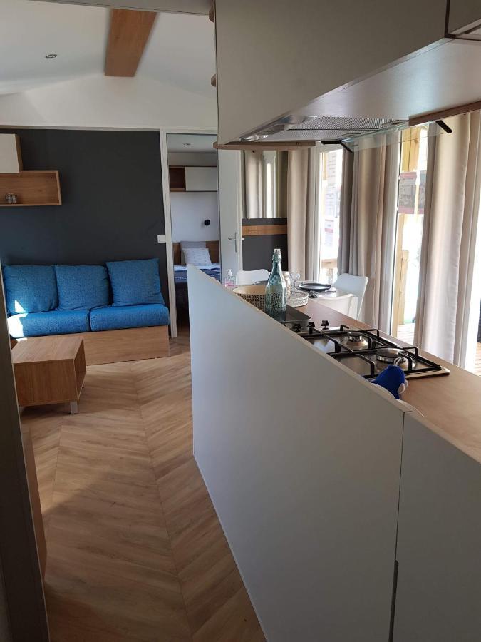 Mobilhome La Carabasse Vias Extérieur photo